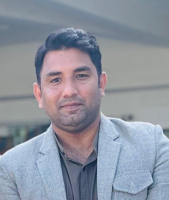 Dr. Kanishk Singh